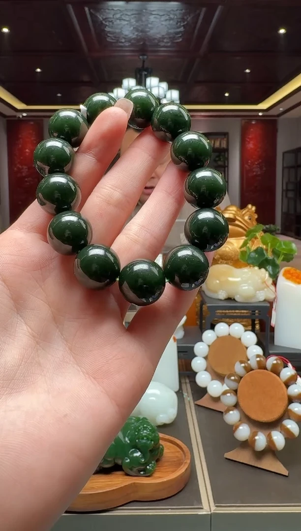 未镶嵌和田玉挂件by16