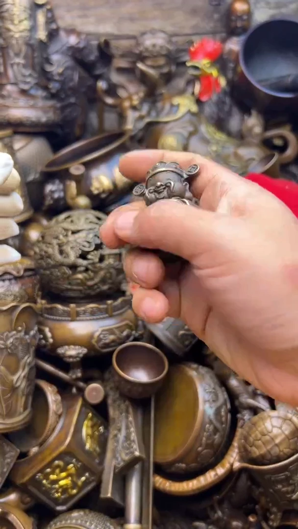 精美铜器，点击下单