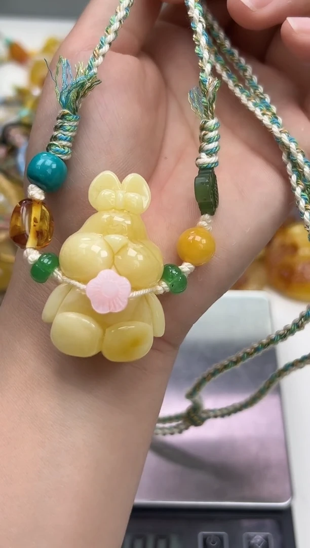 裸石琥珀未镶嵌琥珀蜜蜡吊坠