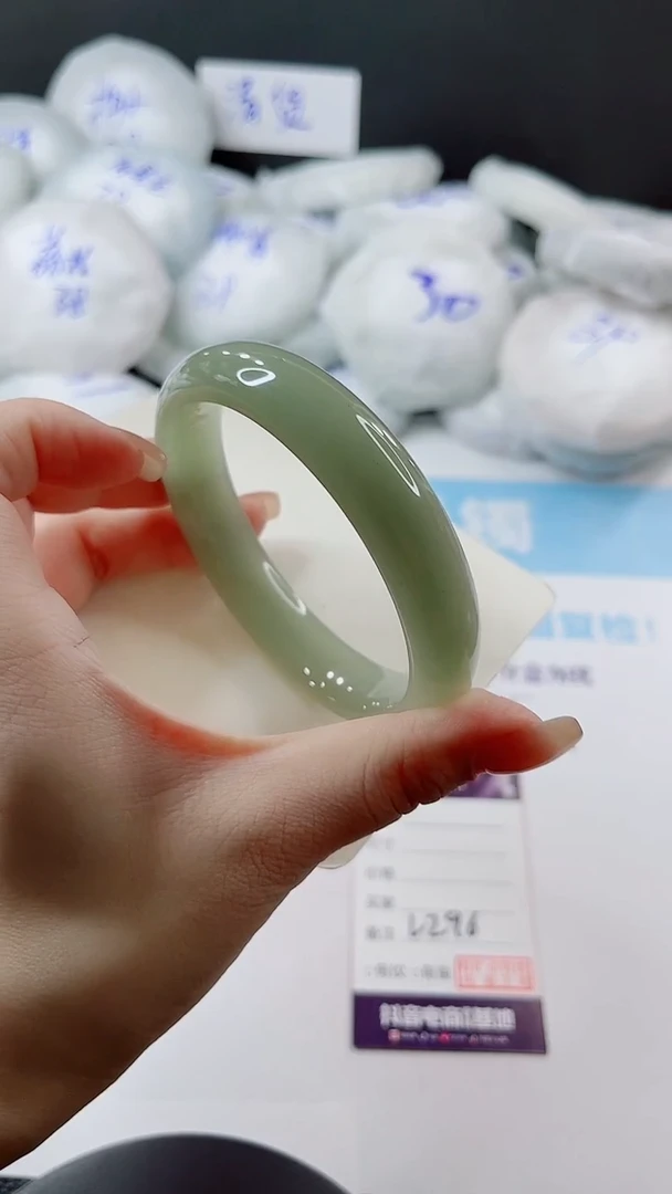 未镶嵌手镯石英质玉多样性发货L296-62