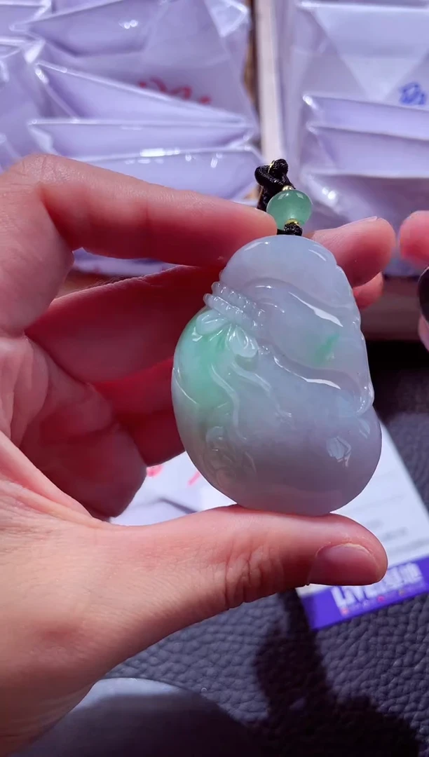 颈饰未镶嵌翡翠000030222