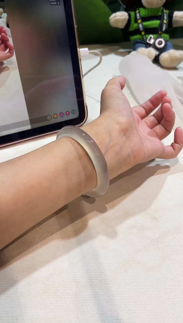 玛瑙/玉髓手镯未镶嵌54鉴赏期48小时