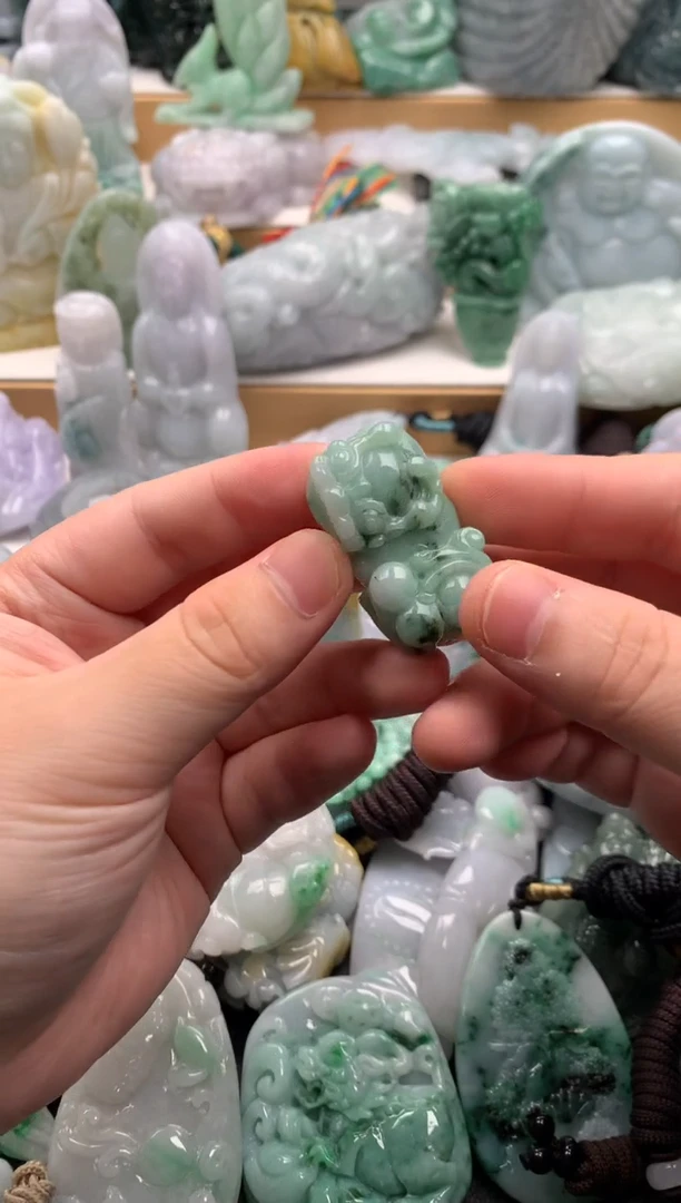 吊坠(不含链)未镶嵌翡翠1