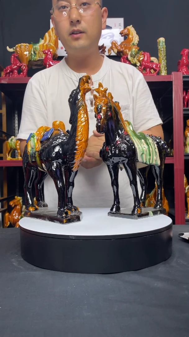 陶瓷皇家三花马+满载而归驼黑色1对中号H31cm