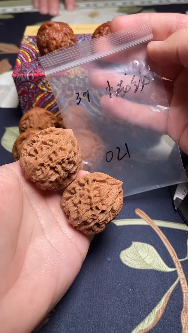 吊坠文玩核桃水龙纹39-021