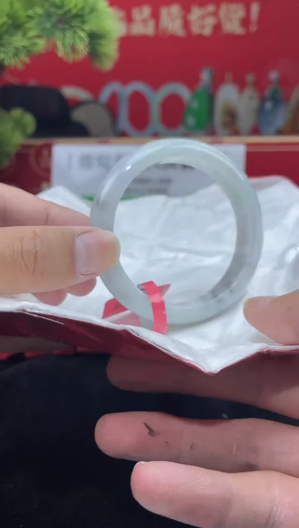 【闪购商品】翡翠手镯未镶嵌手镯4