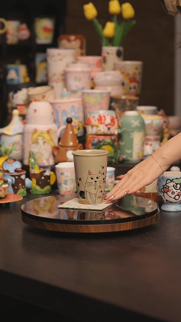 景德镇釉下彩绘设计师款式陶瓷