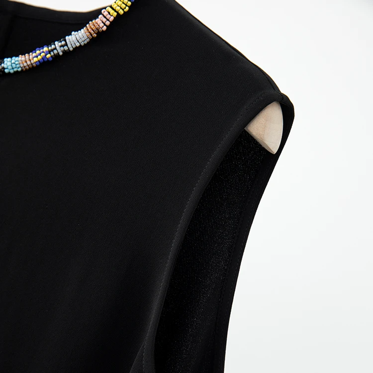 编织珠点剪刀领黑色气质连衣裙DR4E1623