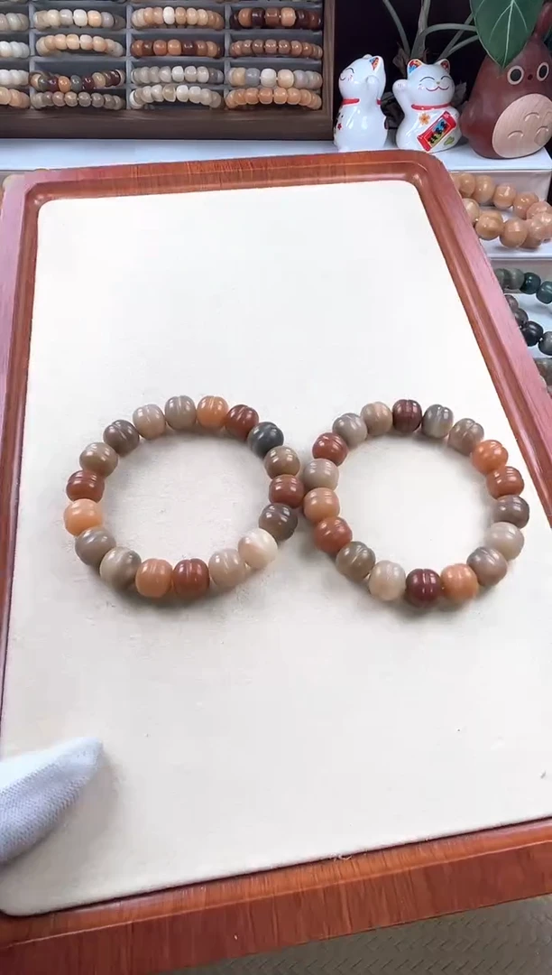 【闪购商品】菩提根/象牙果吊坠w557卡13 微瑕