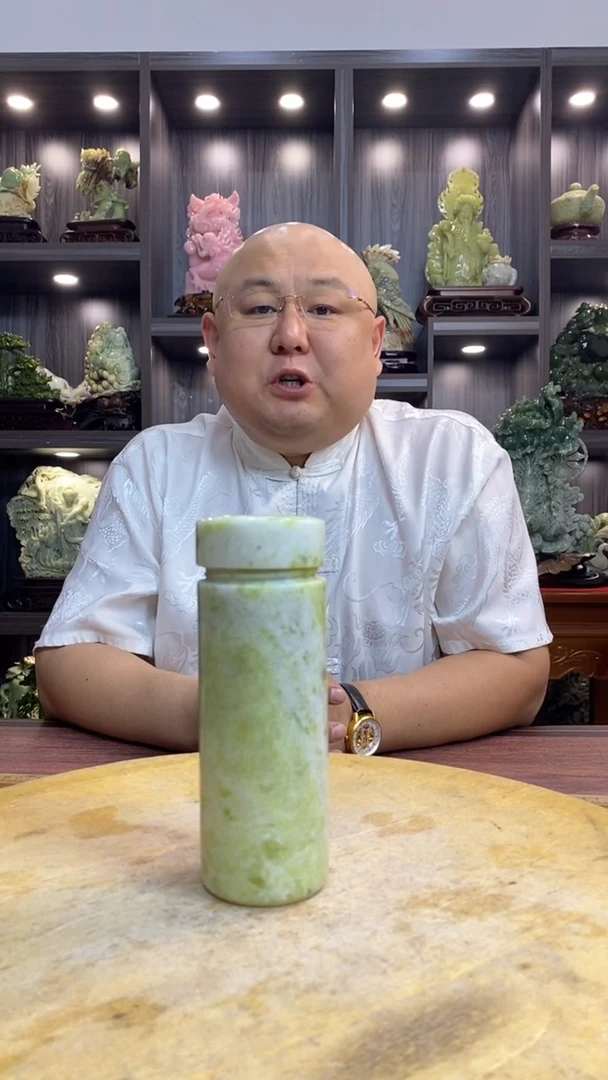 玉j**f 玉岫岩料手工雕刻摆件居家装饰送礼一物一图