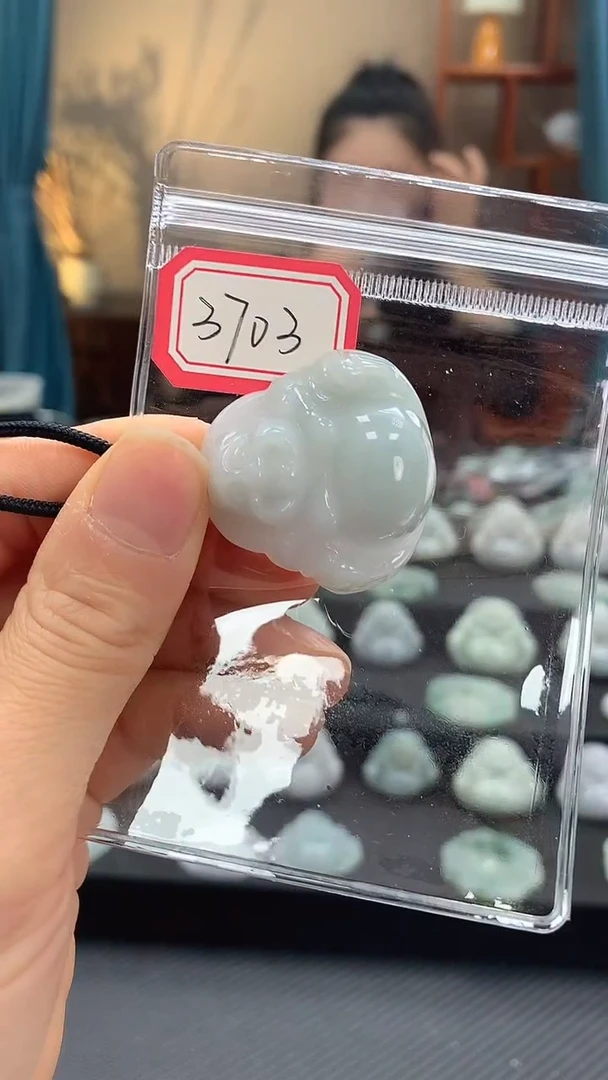 颈饰未镶嵌翡翠佛公3703