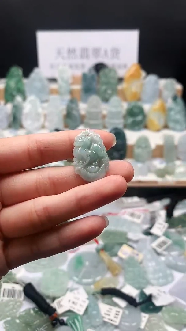 吊坠(不含链)未镶嵌翡翠57生肖狗