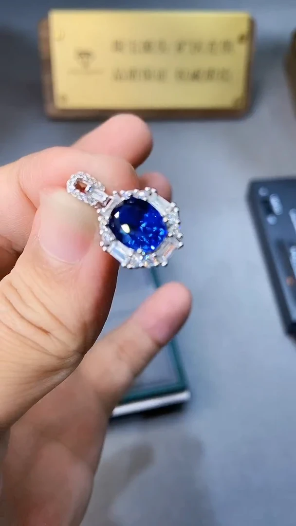 【闪购商品】蓝宝石颈饰银S925镶嵌354