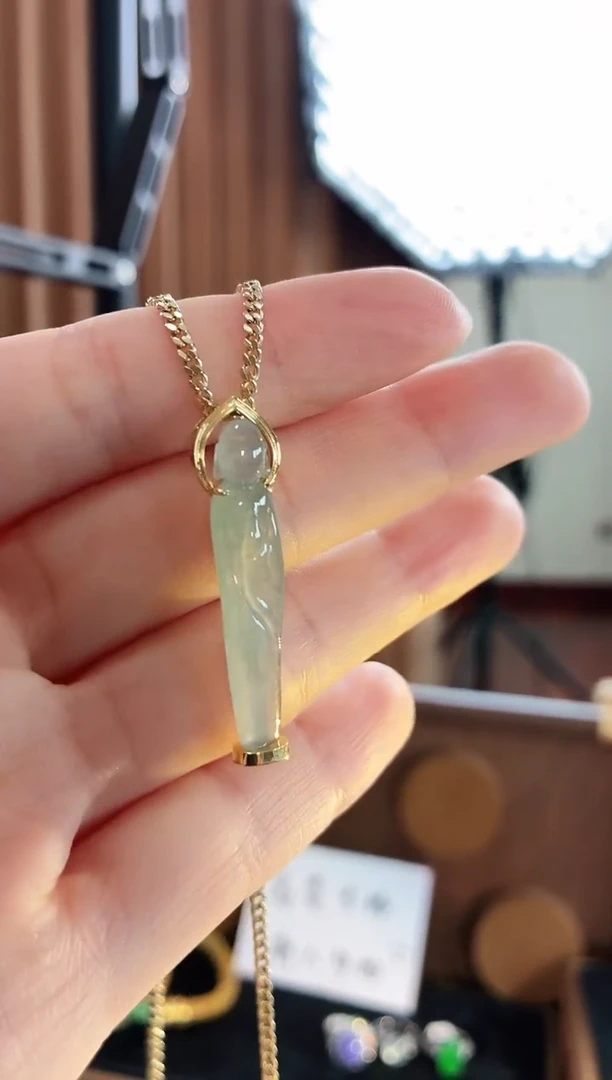 吊坠(不含链)18K金镶嵌翡翠吊坠