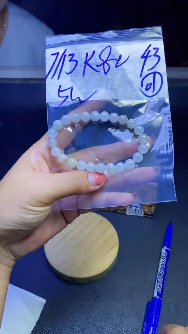 定制翡翠未镶嵌天然缅甸a货翡翠拍一发一