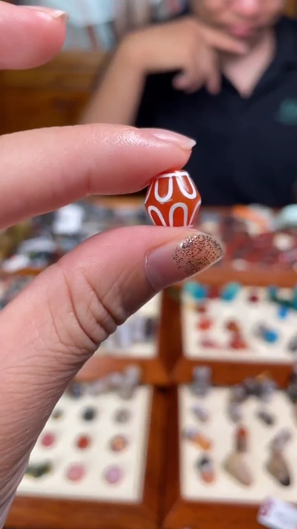 玛瑙/玉髓颈饰未镶嵌21莲花珠