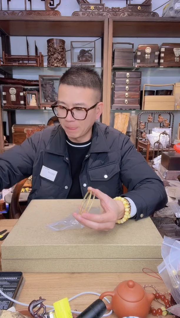 【闪购商品】乌木类书架992牛角叮铛手镯2个