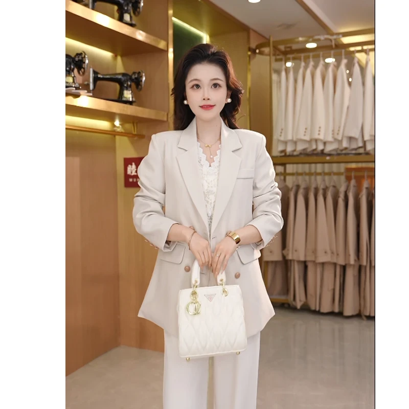 2025年春装新款英伦风设计感西服高级感气质百搭休闲女士西装外套