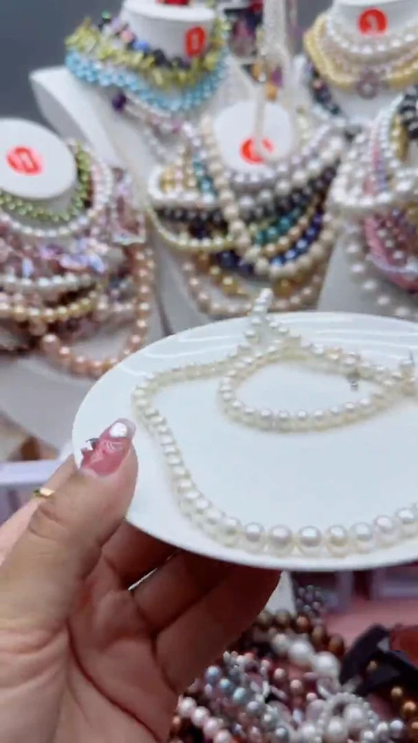 淡水珍珠未镶嵌颈饰1