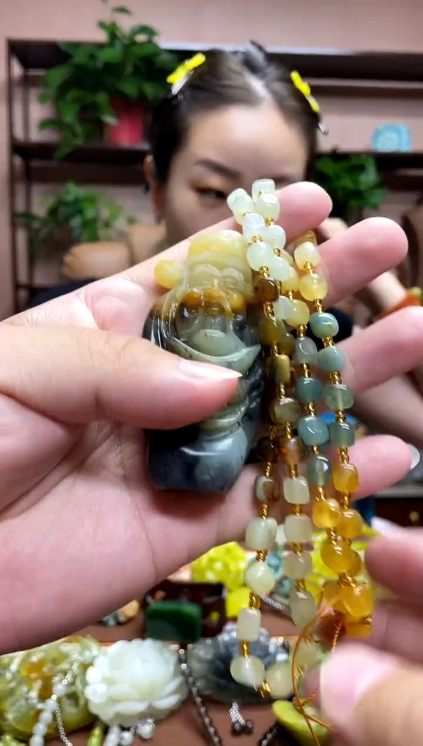 未镶嵌岫玉吊坠壹**B·
