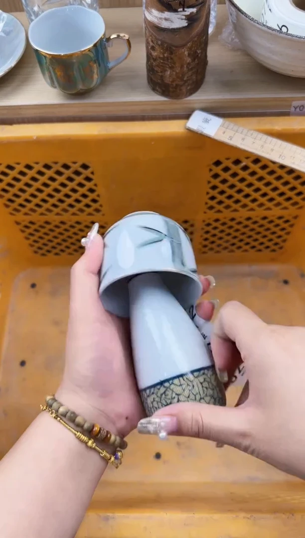 290回流瓷器，默认微瑕，18包邮