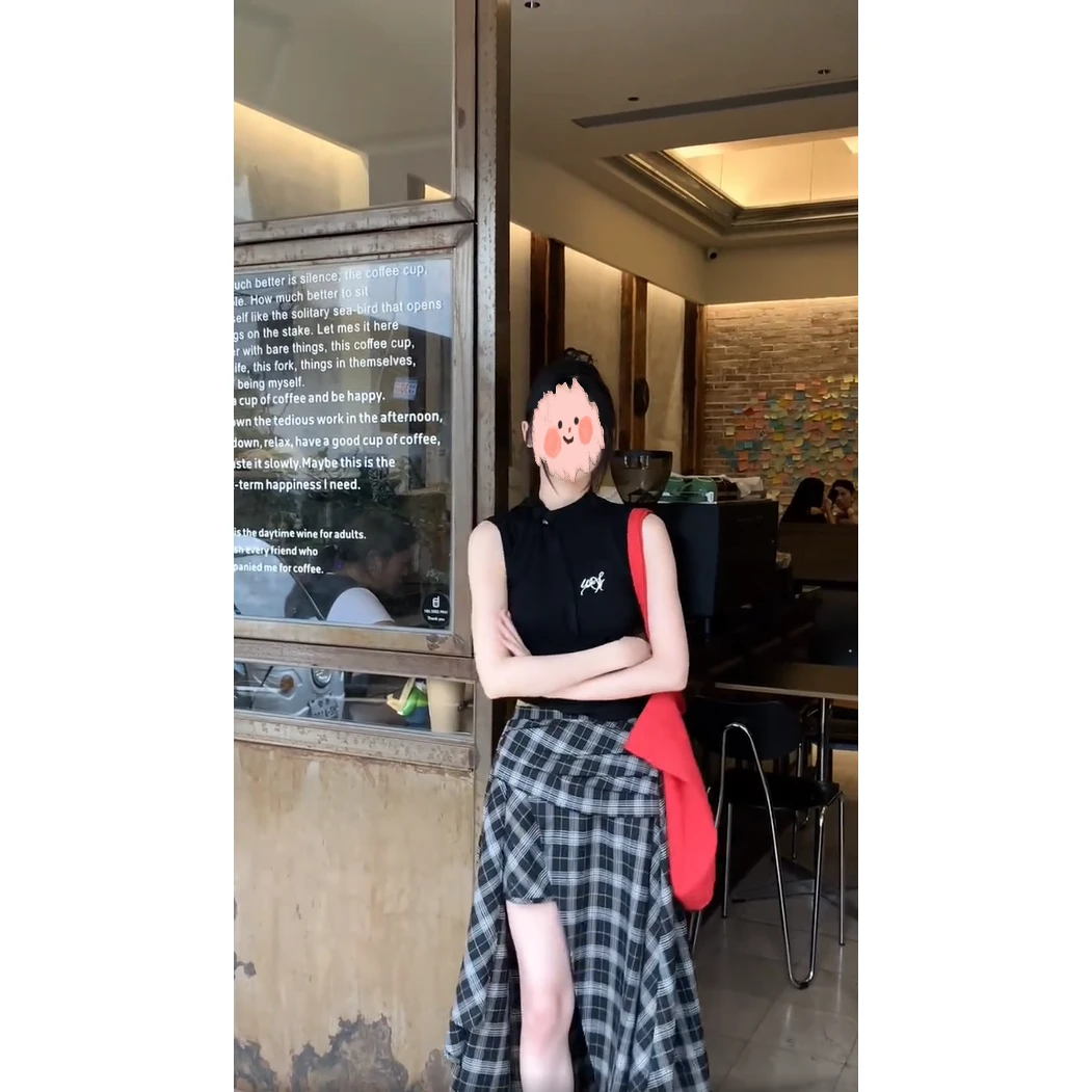 复古辣妹风绑带无袖针织背心女夏季高腰格纹不规则开叉半身裙套装