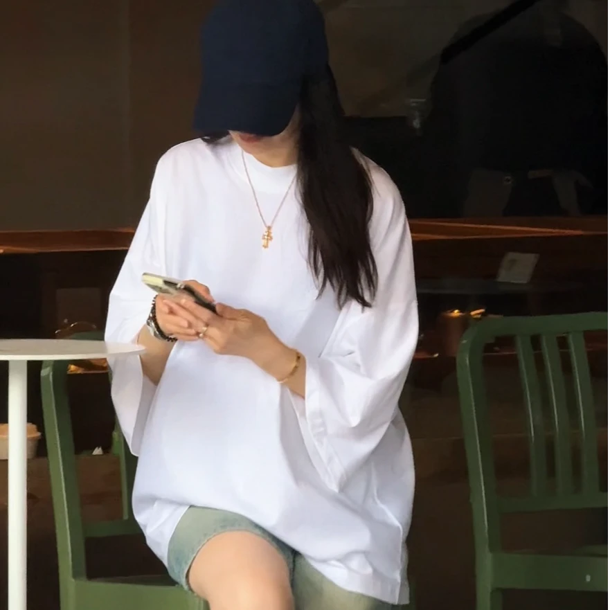 WAWA【百搭】夏季圆领韩风休闲短袖T恤设计感半袖小众潮流DS22300