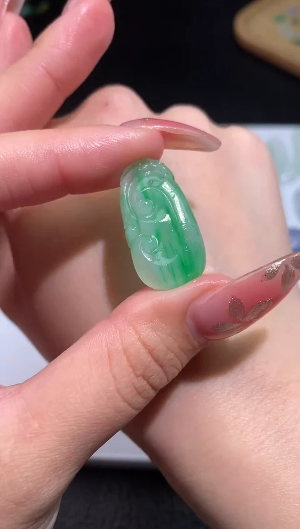 【闪购商品】定制翡翠未镶嵌如意
