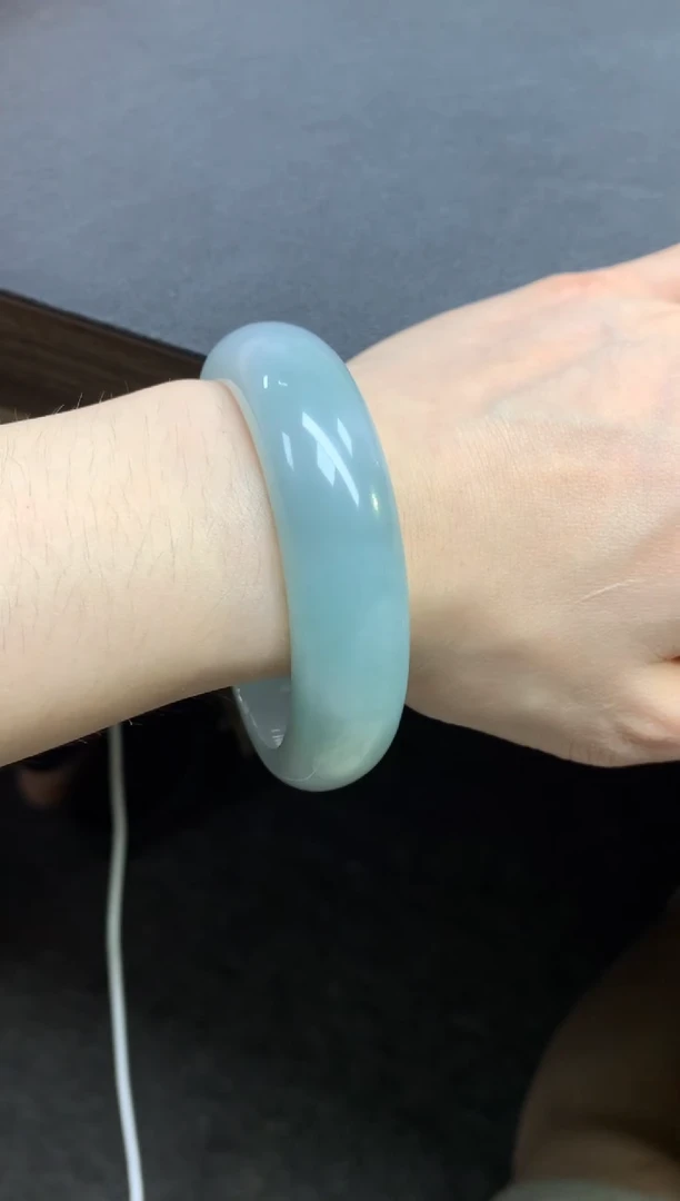 翡翠手镯未镶嵌手镯|5000+500