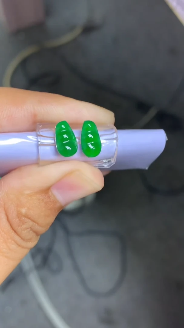 未镶嵌定制翡翠毛货