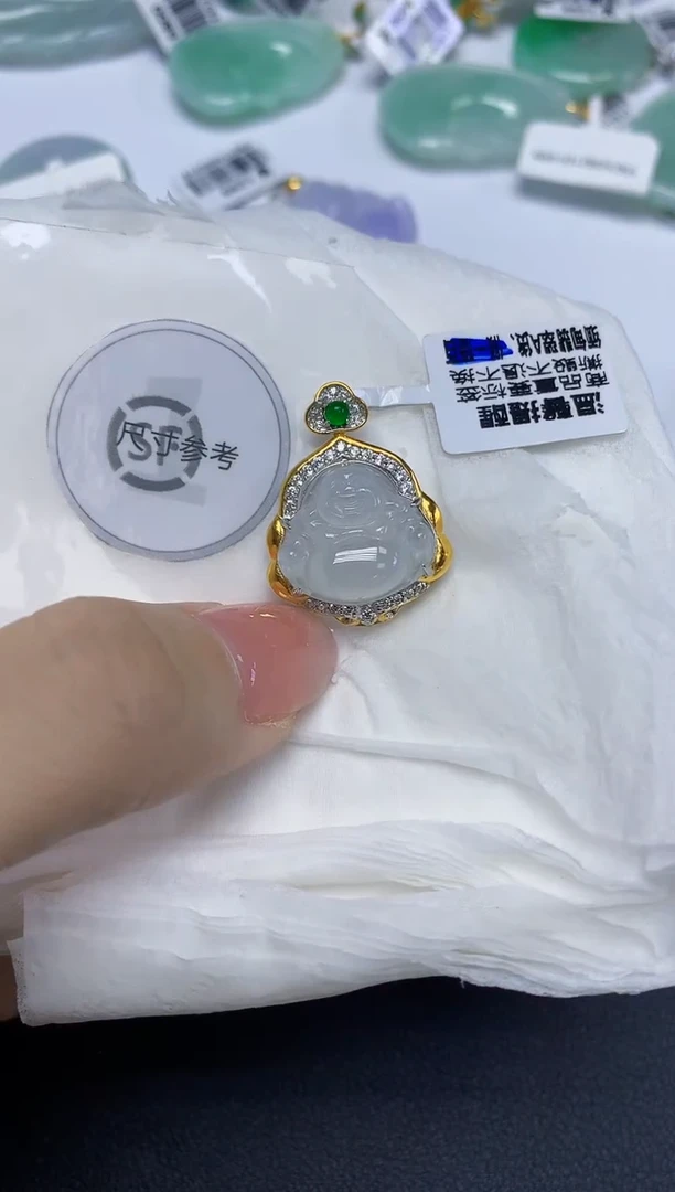 颈饰未镶嵌翡翠天然缅甸翡翠A货多样性发一件