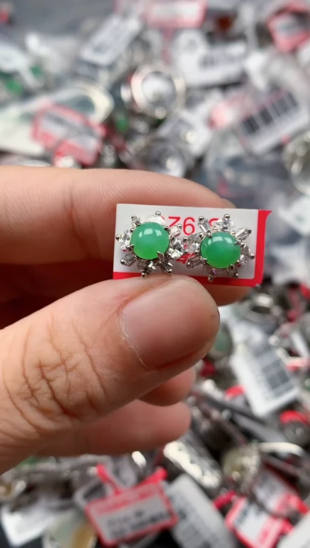 银S925镶嵌戒指翡翠天然A货缅甸翡翠