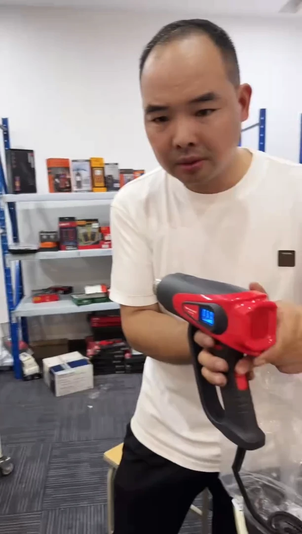 拓利亚EH03-2000B/2000W一数显旋钮无极调温