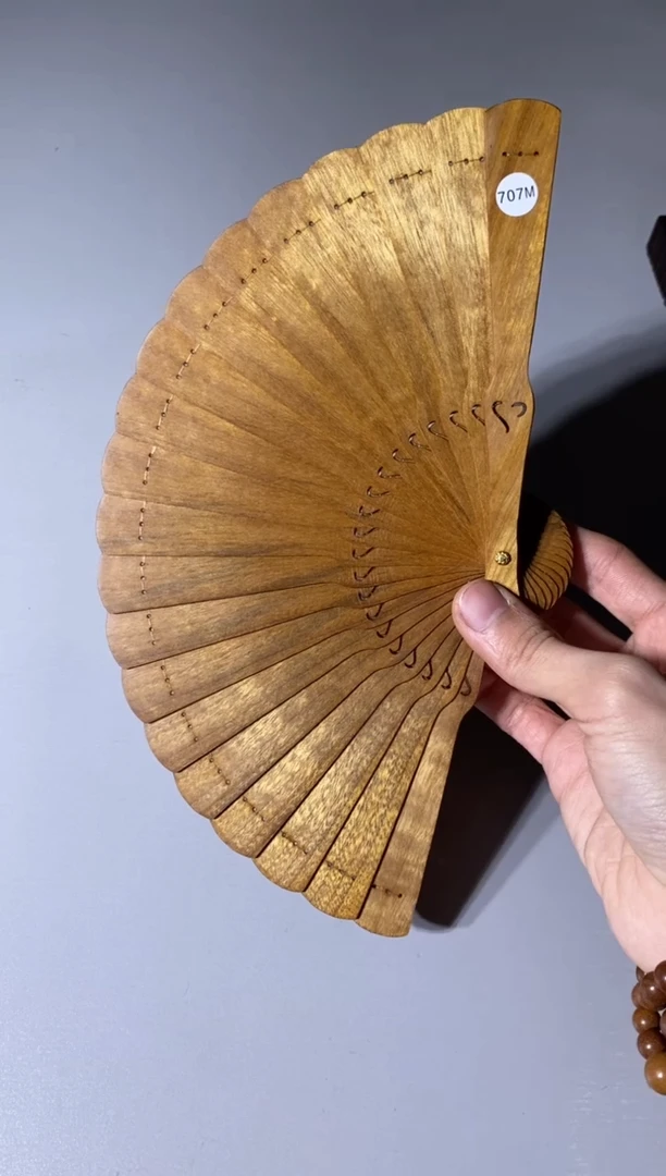 【闪购商品】金丝楠707号15cm金丝楠木小叶桢楠扇子