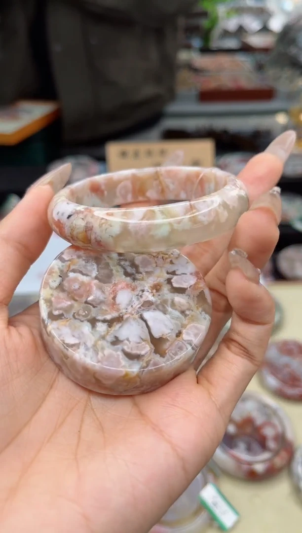 【闪购商品】石英质玉手镯未镶嵌54圈口（赠品镯心）6608109