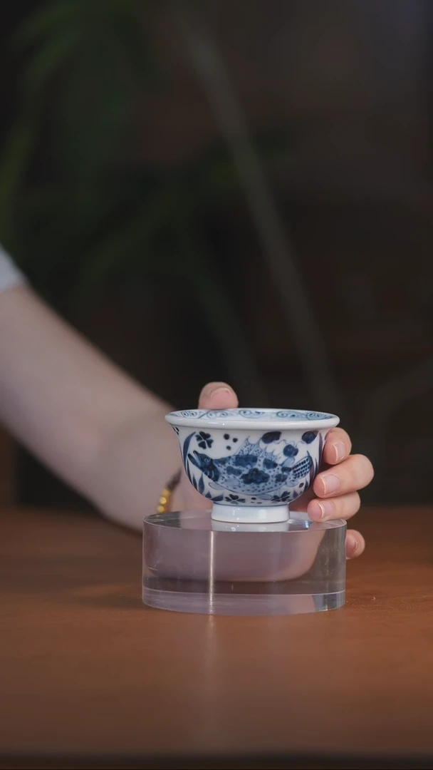 元青花鱼藻压手杯