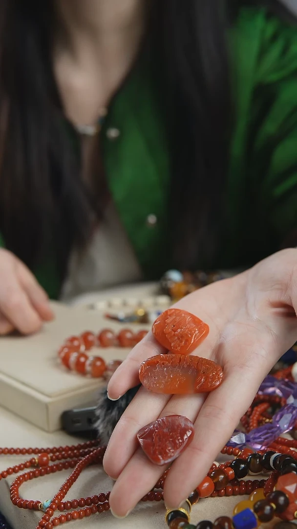 【闪购商品】南红玛瑙吊坠(不含链)未镶嵌南红多样性发其一