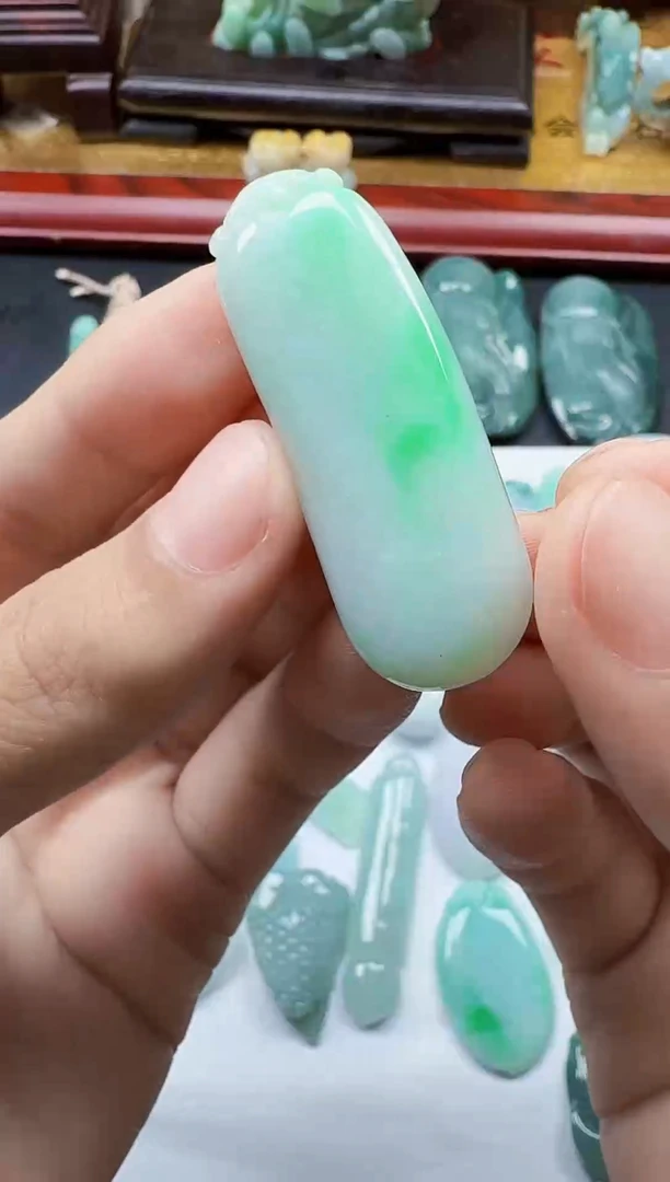 吊坠(不含链)未镶嵌翡翠1