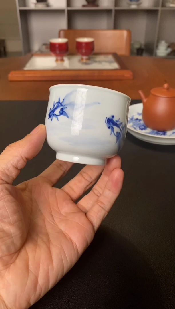 青花写意鱼杯110cc