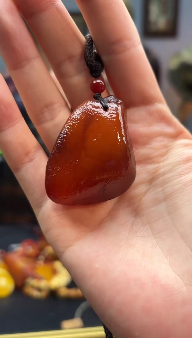 琥珀颈饰未镶嵌吊坠