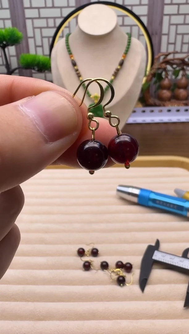 血珀14K金镶嵌耳饰E29