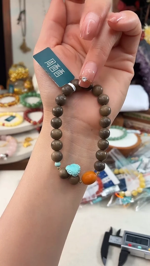 未镶嵌琥珀手饰@@F921J019367