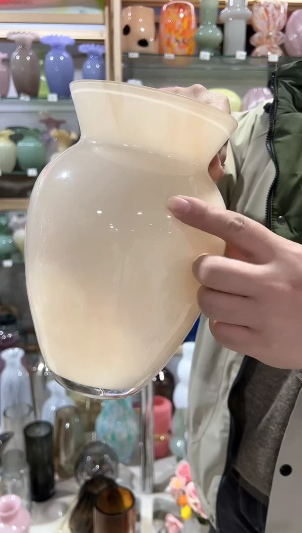 【闪购商品】无铅玻璃奶白色敞口花瓶微瑕介意勿拍