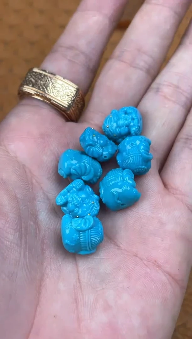 绿松石未镶嵌配饰666多样性发其中一件