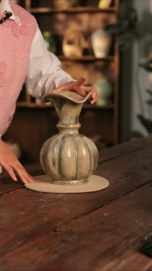 摆件26-58高25口8误差2无孔