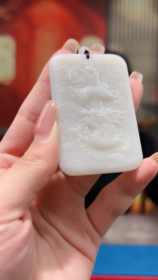 定制和田玉玉器厂匠心馆和田玉多样性发一