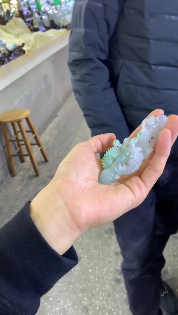 未镶嵌挂件翡翠猫*翡翠摆件