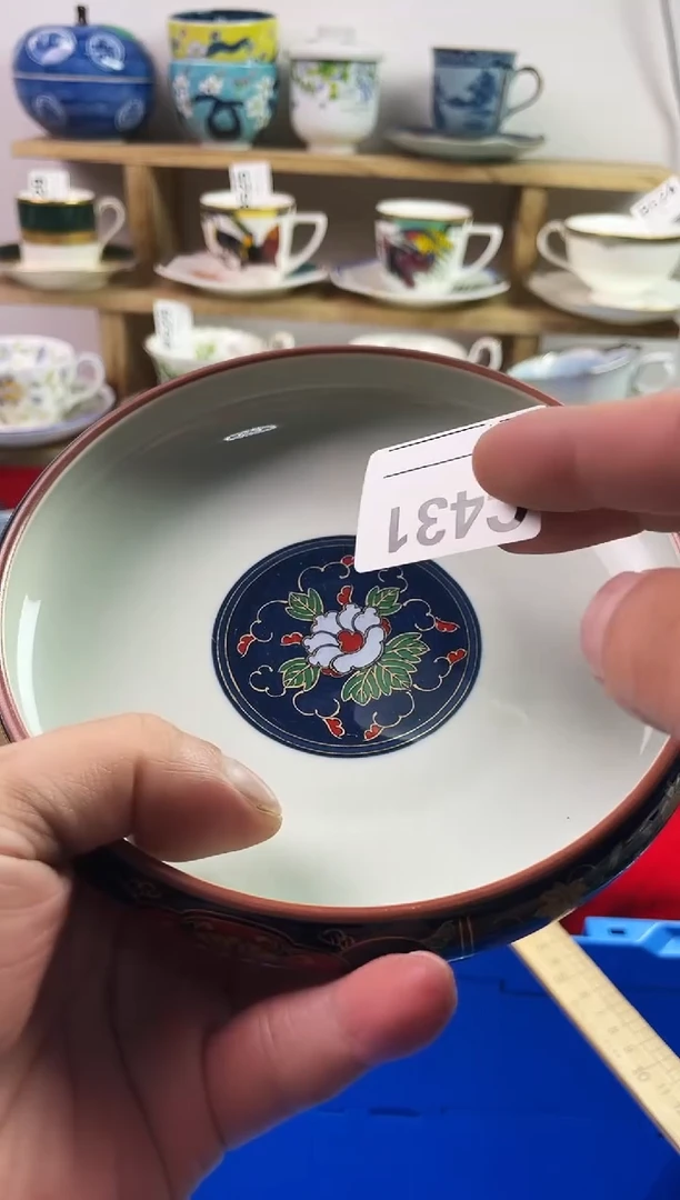 瓷片哦**外7777777777 C431