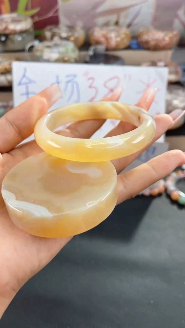 手镯玛瑙/玉髓未镶嵌60（默认有天然特征 不退不换）赠品镯心