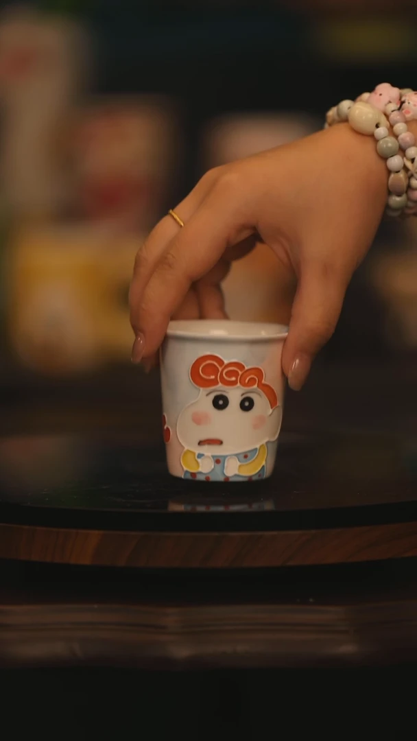 【闪购商品】摆件景德镇釉下彩绘设计师款式陶瓷